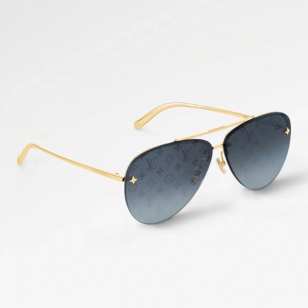 Louis Vuitton Gold Frame Gradient Black/Gray Monogram Aviator Sunglasses
